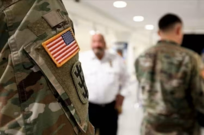 ABD üniforması altındaki Kanadalı askerler tartışma yarattı!