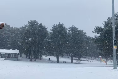 Bursa'da Uludağ'a çıkamayanlar soluğu burada aldı!