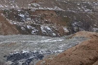 Bursa'daki maden ocağında toprak kayması!