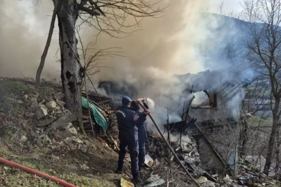 Samsun'da evde sobadan çıkan yangın söndürüldü