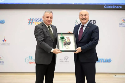 Vali Köşger; "Girişimcilik ve hayat becerileri güçlü nesillerin temelidir"