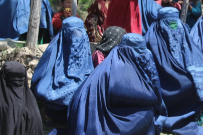 Afganistan'dan inanılmaz kararlar! Kölelik geri geldi, kız çocuklarının okuması yasaklandı
