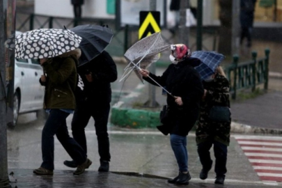 Bursa'nın 8 ilçesi için 'sarı' alarm! Camlar ıslık çalacak...