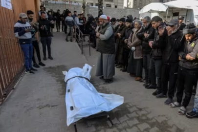 Gazze'de hayatını kaybedenlerin sayısı 71 bin 667'ye yükseldi