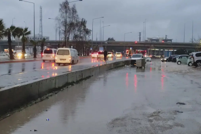 Mardin'de Sağanak Yağış Hayatı Olumsuz Etkiledi