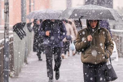 Meteoroloji haritayı yeniledi: 60 kent alarmda, İstanbul için kar uyarısı