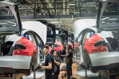 Otomotiv devinden radikal karar!