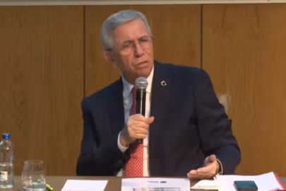 Sorduğu soru Mansur Yavaş'ı zor durumda bıraktı! Ne diyeceğini bilemedi