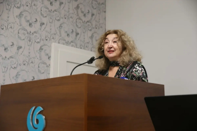 Viyana'da "Mesnevi'den Hikayeler" gelenekli sanatlar sergisi açıldı