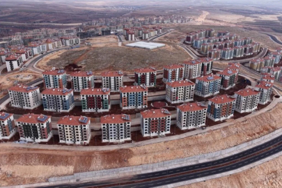 Murat Kurum’dan Özgür Özel’e: 455 bin konutun maketini yapamazlar