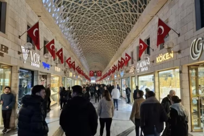 Yükselişin ardından sert düşüş: Bursa'da esnaf ve vatandaş kararsız!