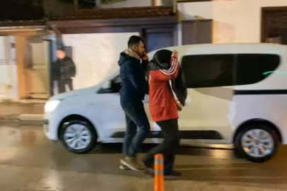 Bursa'da ortalığı birbirine katan gençlerden biri yakalandı