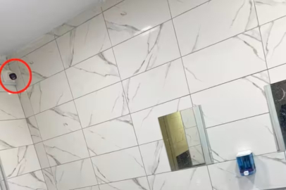 Okulda büyük skandal! Öğrenci tuvaletine kamera koymuşlar...