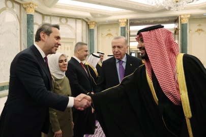 Türkiye ile Suudi Arabistan 2 milyar dolarlık enerji anlaşması imzaladı