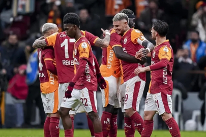 Galatasaray 11'i! ZTK Galatasaray İstanbulspor maç kadrosu ilk 11'ler belli oldu mu? GS İstanbulspor maç kadrosu ilk 11!