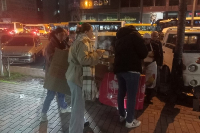 Demokrat Parti Bursa'dan sosyal dayanışma örneği