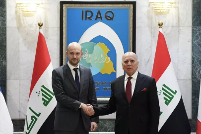 Fransa Dışişleri Bakanı Barrot, Irak'ın istikrarının korunması gerektiğini belirtti