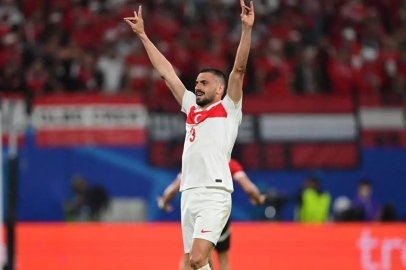 Merih Demiral, Ülkücü gençler için yazı kaleme aldı