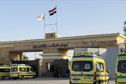 BM: Refah Sınır Kapısı üzerinden şu anda sadece insanların geçişine izin veriliyor