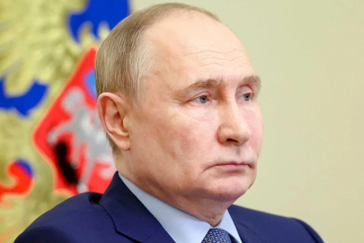 Epstein Putin ile görüşmeye çalışmış