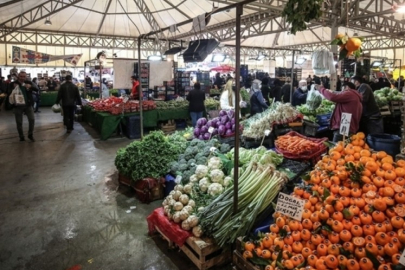 Bursa'da sebzede zam sinyali! Sera zararı pazara yansıyor...