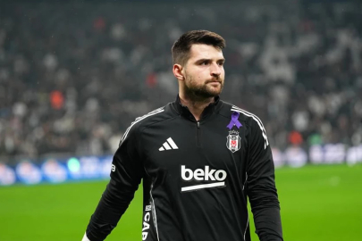 Ersin Destanoğlu'na hem protesto hem destek