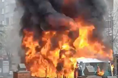 Halk otobüsü alev alev yandı!