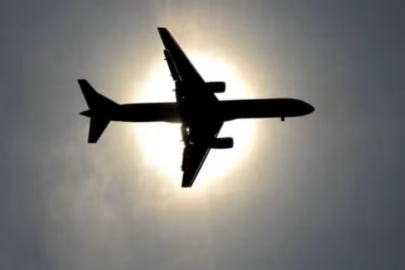 Havada yangın paniği! Pilot acil iniş için geri döndü...