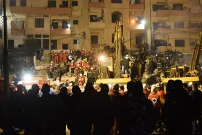 Lübnan'da facia: Birbirine bitişik iki bina çöktü! Çok sayıda kişi öldü...