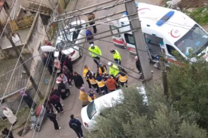 Orhangazi'de korkutan kaza: Motosikletteki iki genç kız yere savruldu