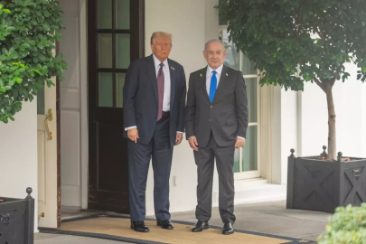 Trump ve Netanyahu, Beyaz Saray'da bir araya geldi