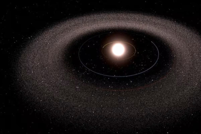 Kara delik beklenenden 13 kat hızlı büyüyor!