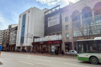 Bursa Ulucami'nin tam karşısında şok karar! 58 yıllık yapı tarihe karışıyor...