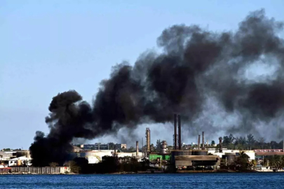 Küba'daki petrol rafinerisinde yangın