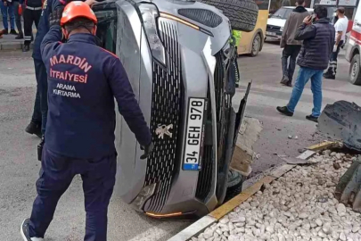 Mardin'de devrilen cipteki 2 kişi yaralandı