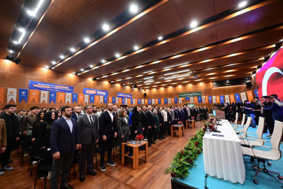 AK Parti Bursa İl Başkanı Davut Gürkan; “Gençlik, Türkiye Yüzyılı’nın Bugünkü Öznesidir”