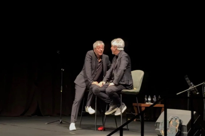 Bursa'da "Hey Gidi Günler" adlı oyun sahnelendi