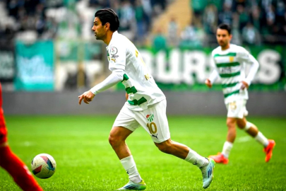 Bursaspor kaptanından net mesaj! 'Bu takım o kupayı şehre getirecek'