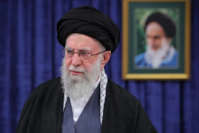 Hamaney'den 'Bir uçak gemisinden daha tehlikeli olan, onu denizin dibine gönderebilecek silahtır' açıklaması