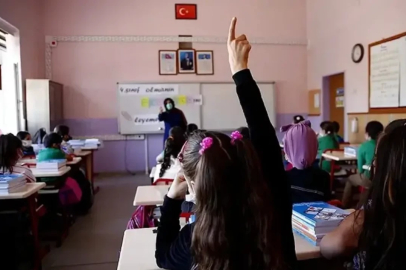 Bakan Tekin'den öğrencileri üzecek sözler! Değişiklik sinyali verdi...