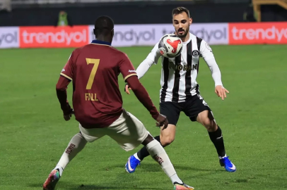 Böyle bir maç yok! Tam 5 gol, her şey 90'da değişti