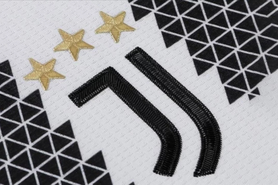 Juventuslu savunma oyuncusu Kelly, ırkçılığa maruz kaldı