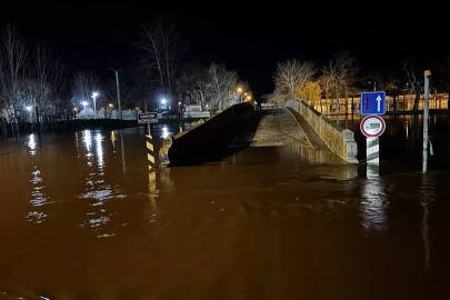Tunca Nehri'nde debinin yükselmesi nedeniyle uyarı seviyesi "kırmızı"ya yükseltildi