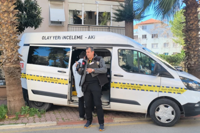 Birlikte yaşadığı kadını katledip intihar etti!