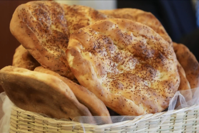 Bursa'da mahalleliye ücretsiz pide, kahvaltılık ve kuru erzak dağıtılacak!