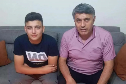 Minibüsle çarpışan kamyonetin sürücüsü ile oğlu öldü