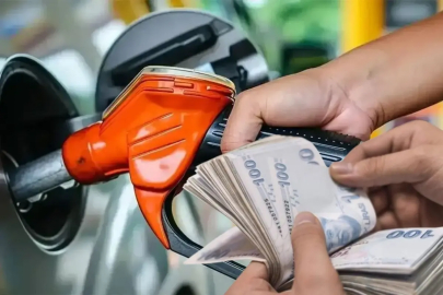 Araç sahiplerini üzecek haber: Akaryakıta dev zam yolda!