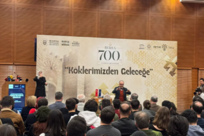 Bursa'da 'Bellek Bursa' söyleşisi: Osmanlı Devleti konuşuldu