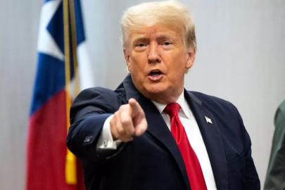 Trump: Yüzde 10 küresel vergi oranını yüzde 15'e çıkarıyorum