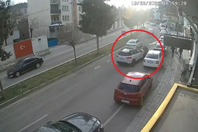 Mardin'de cipin çarptığı öğretmen yaralandı; kaza kamerada